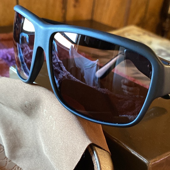 Authentic Gucci sunglasses!